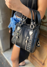 Cargar imagen en el visor de la galería, Bolso Mini Dylan
